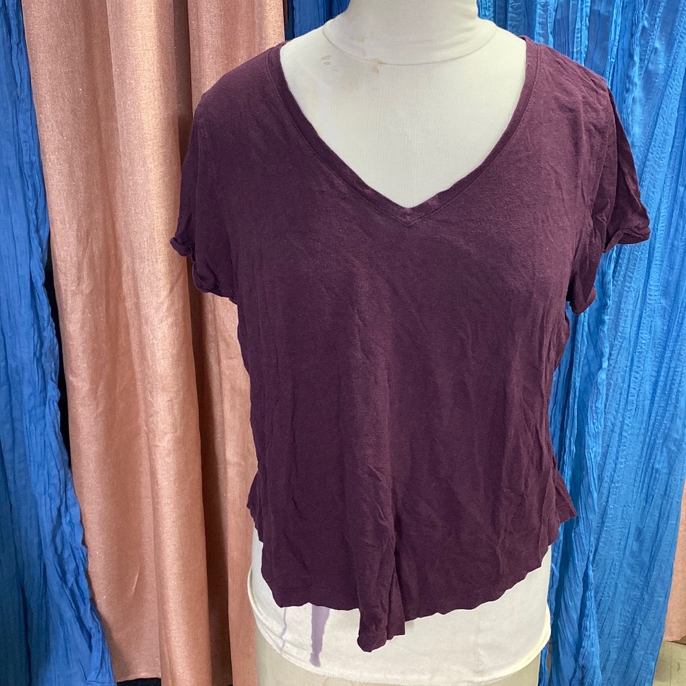 Seriously soft Aero Perfect tee wine/burgundy